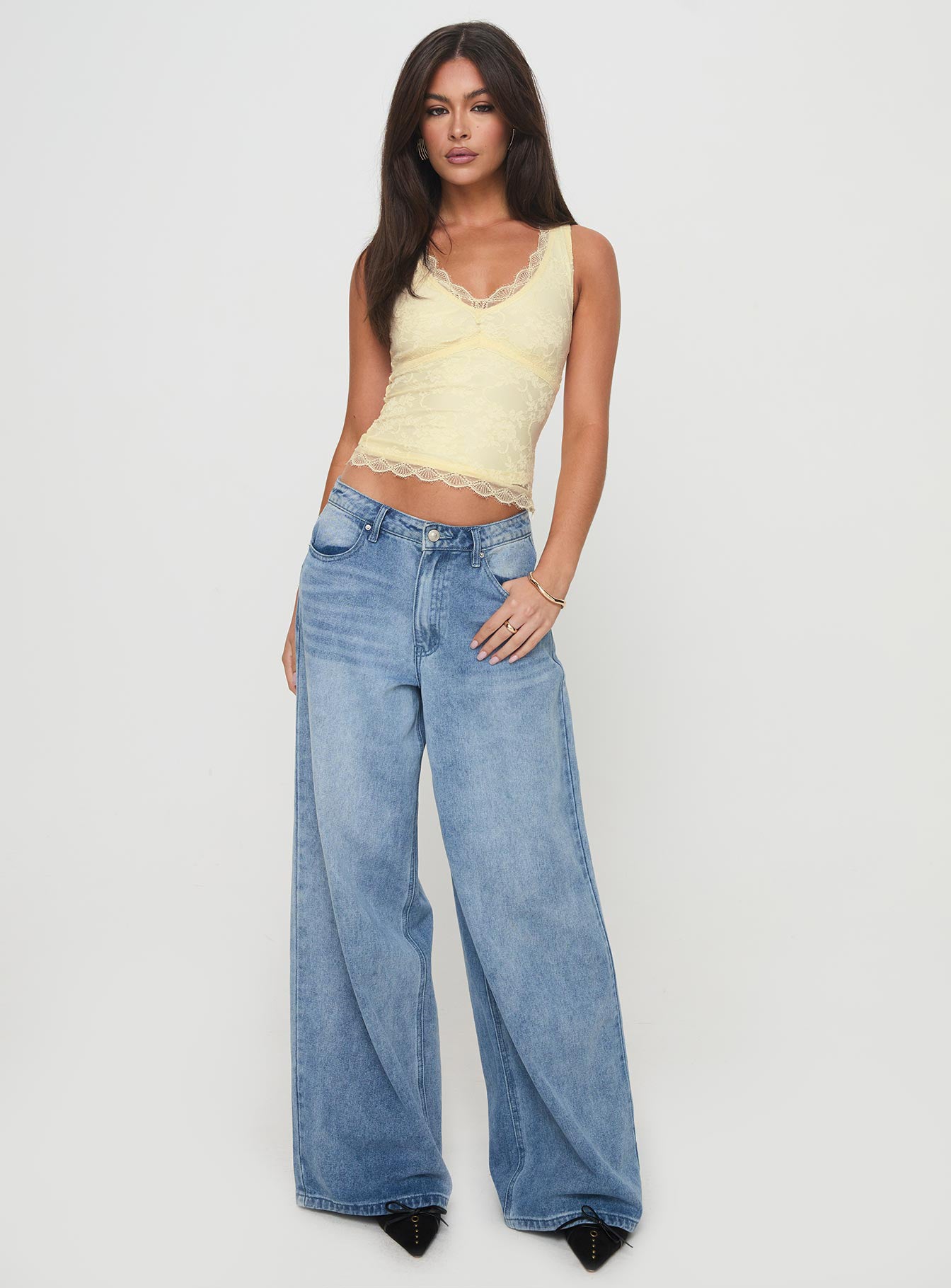 Lisa - Lace Top