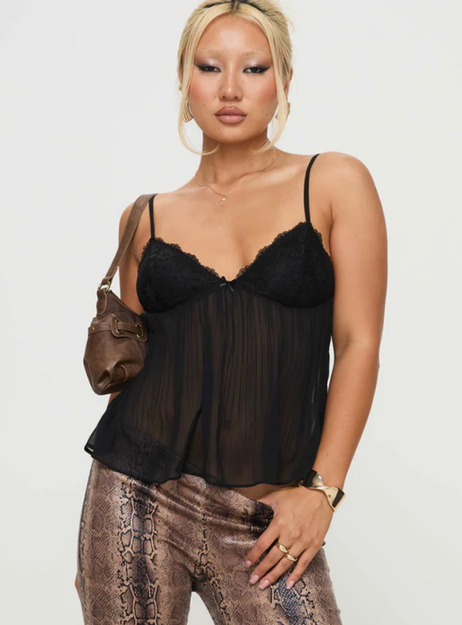 Ella - Pleated top