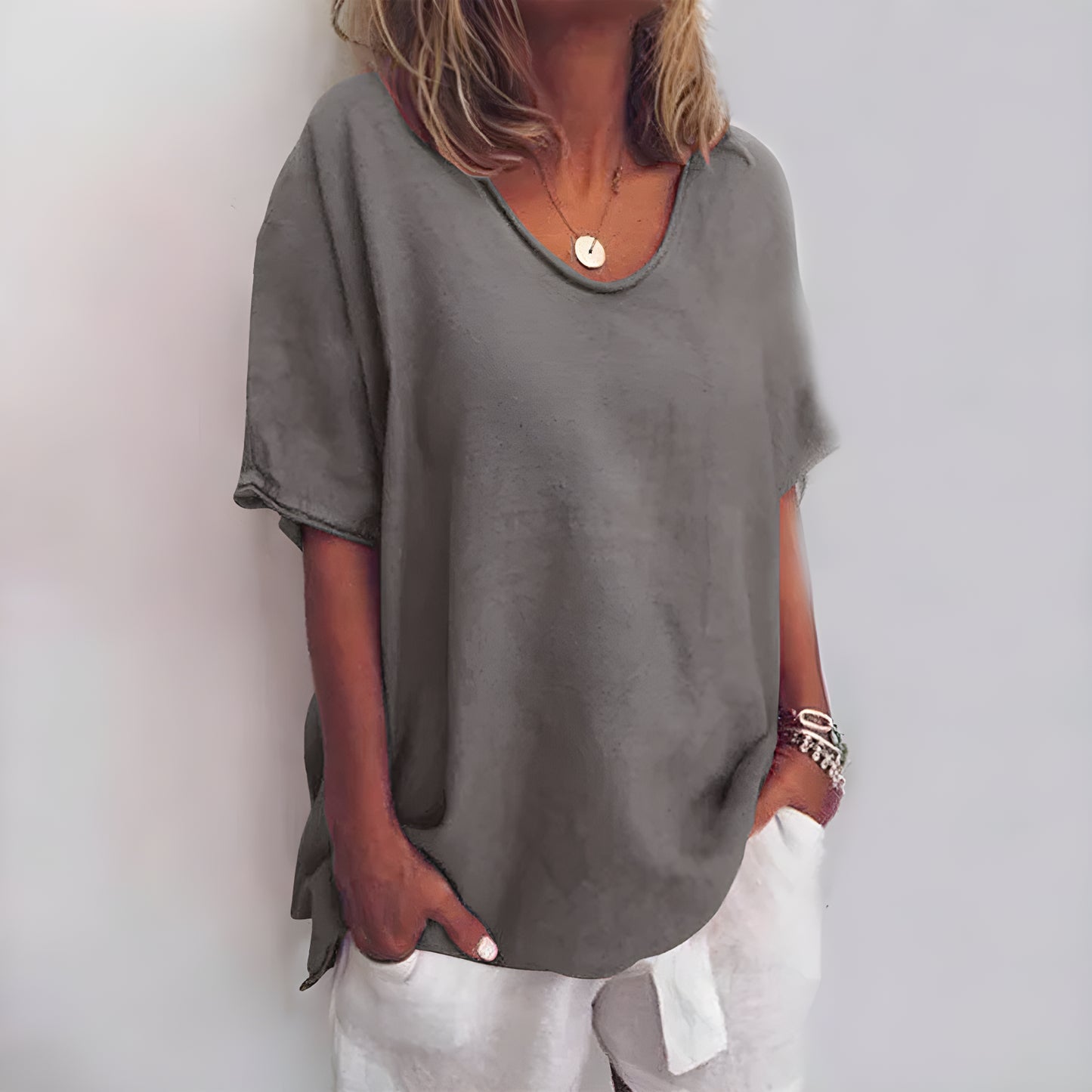 Lucille - Loose T-Shirt