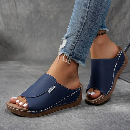 Lucy - Sandals