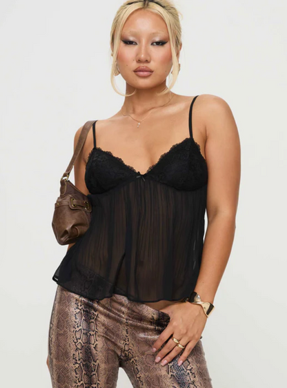 Ella - Pleated top